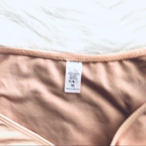 FASHION NOVA BIKINI SET.SIZE MEDIUM - Picture 5 of 6